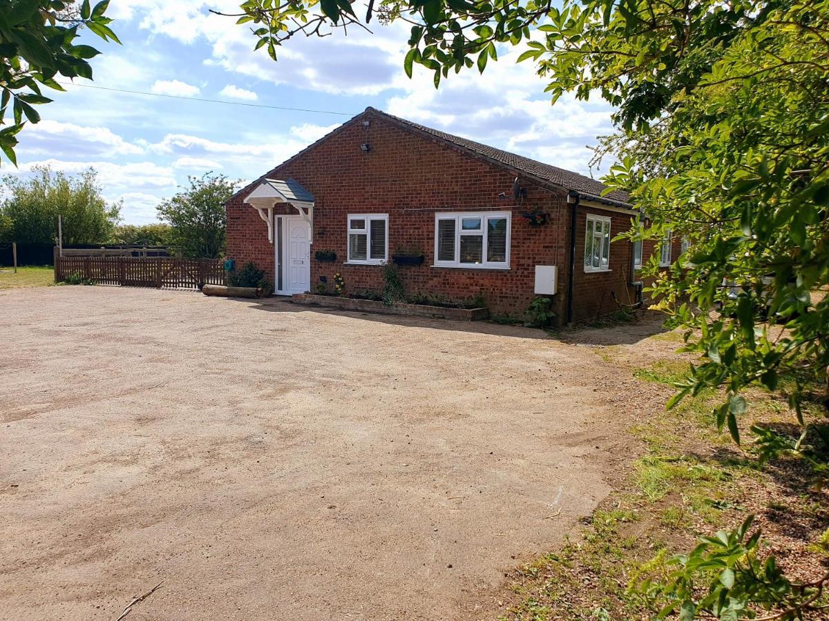 Sherwood Bungalow 3 Bedroom Entire Property Boston Extérieur photo