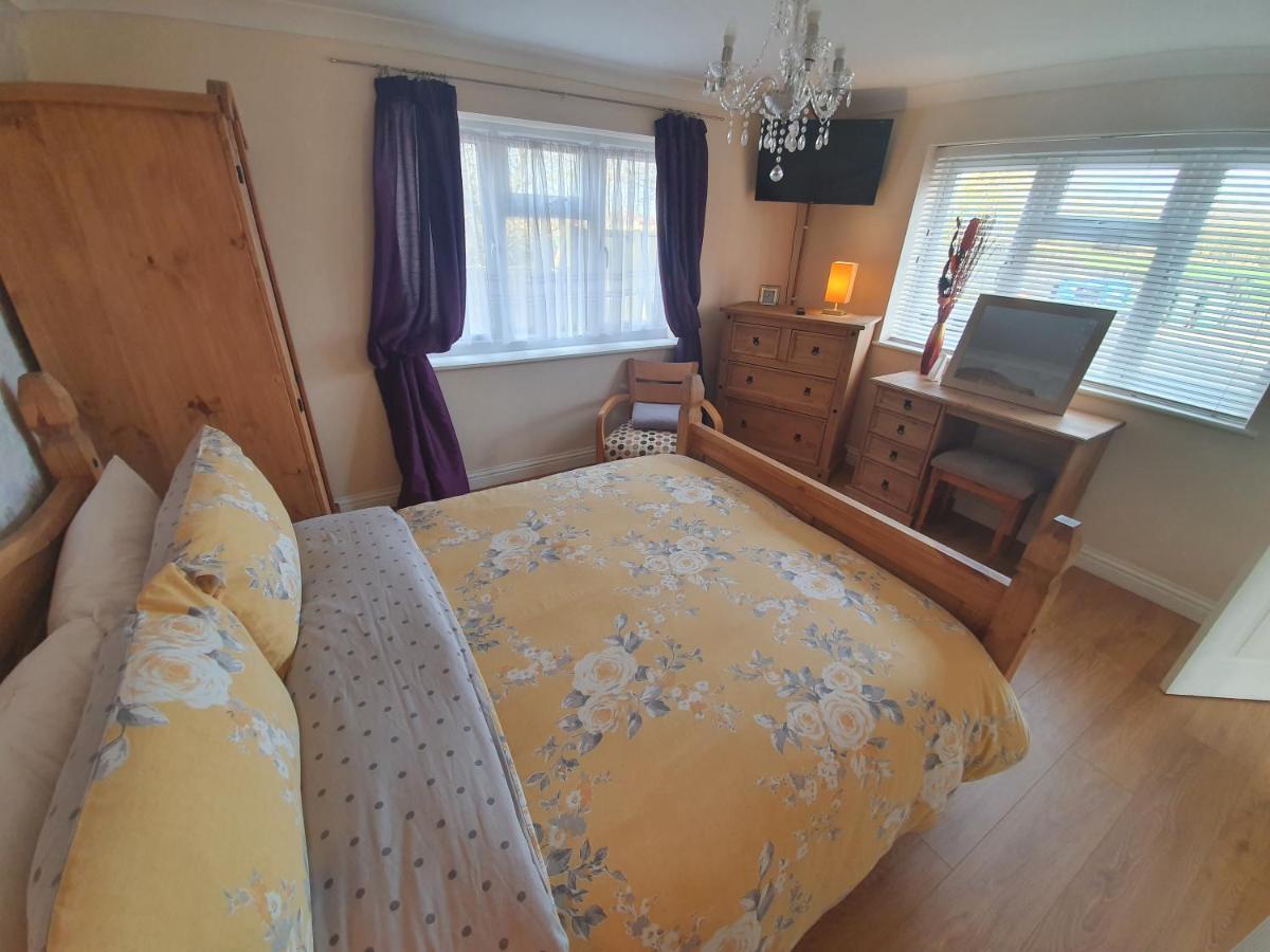 Sherwood Bungalow 3 Bedroom Entire Property Boston Extérieur photo